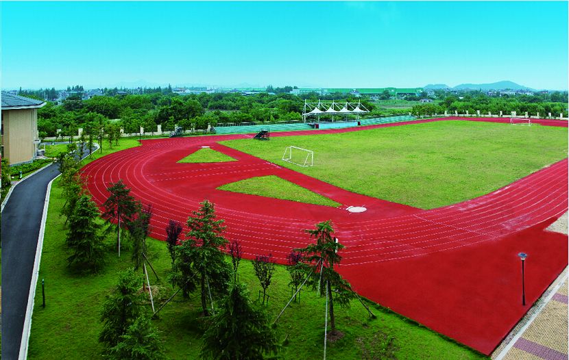 仓前中学体育场地设施工程